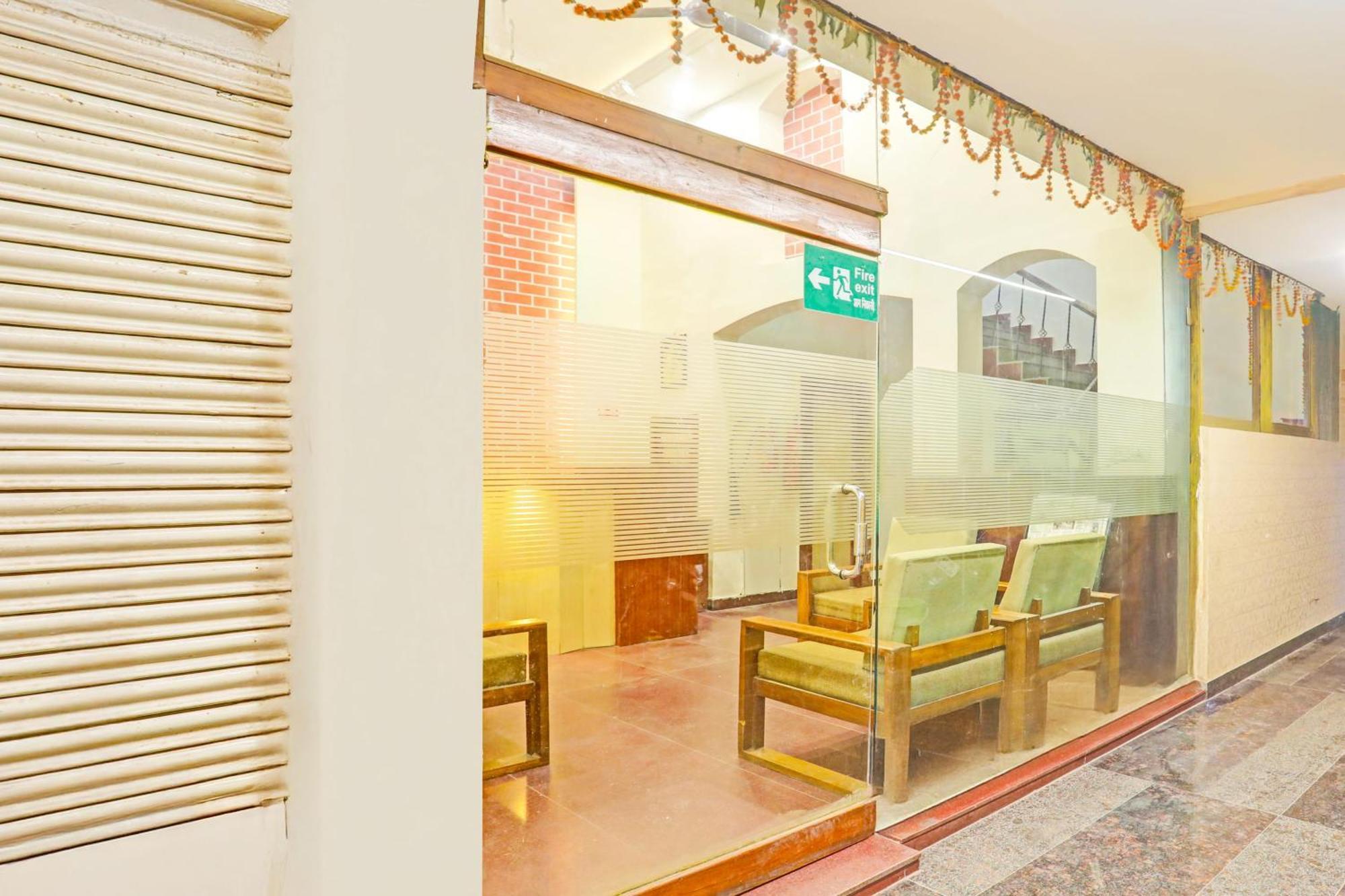Super Hotel O Jaistambh Chowk Formerly Guru Kirpa Райпур Екстер'єр фото